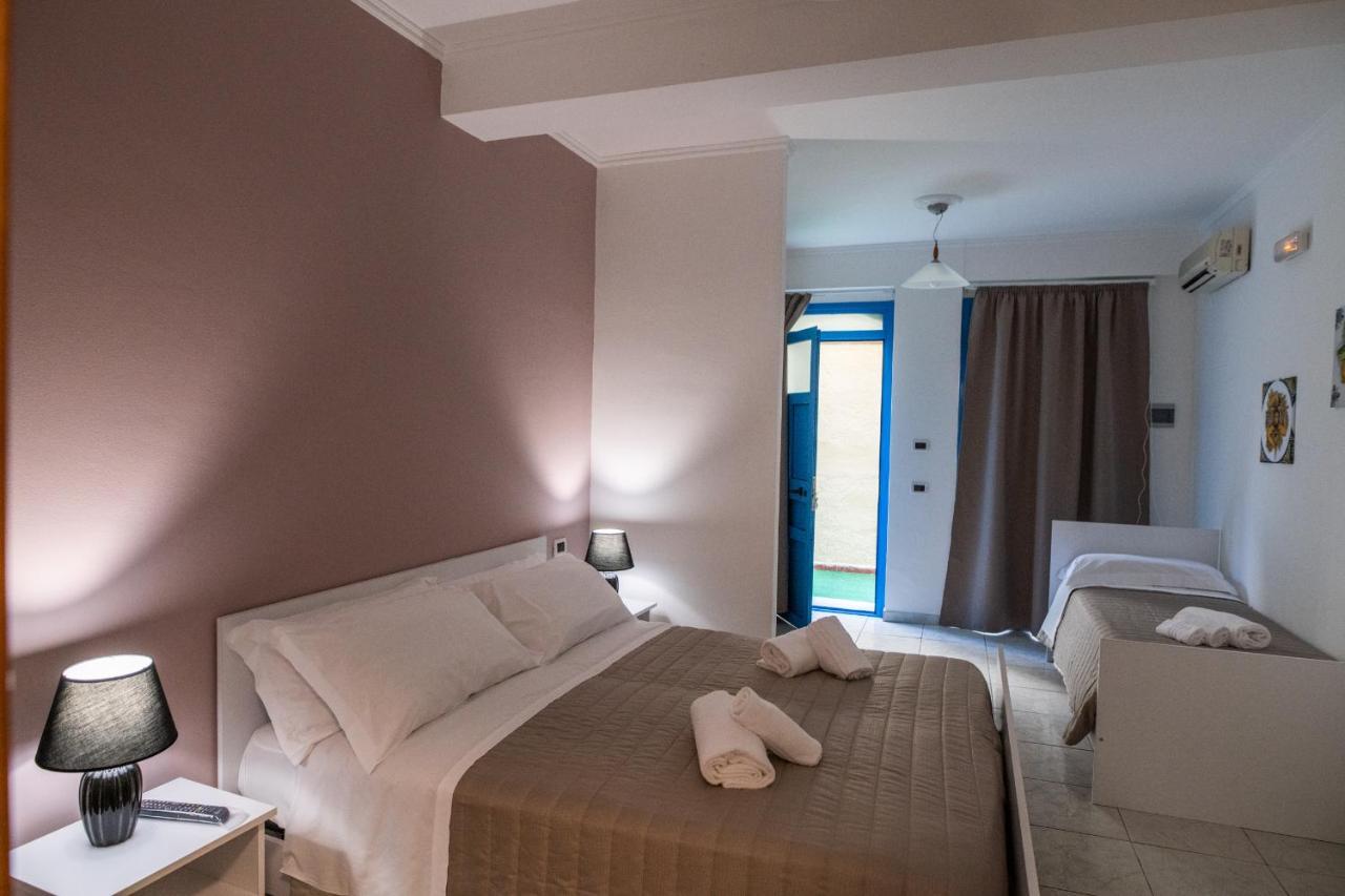 Ada Hotel & Apartments Giardini Naxos Exterior photo